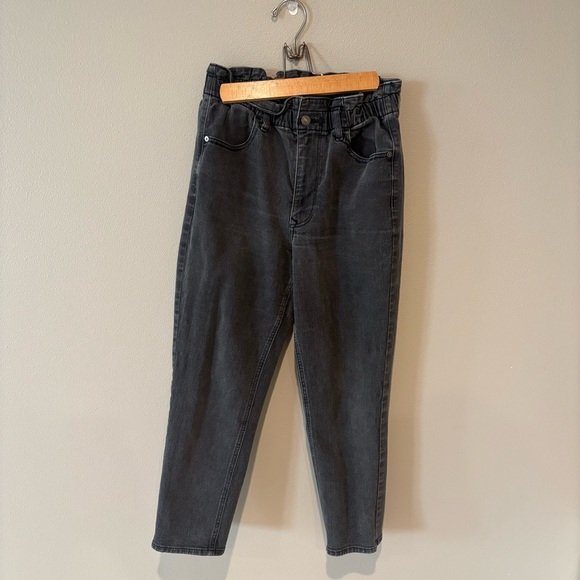 Express Denim - EXPRESS Women’s Black Wash‎ Super High Rise Mom Jean Size 10